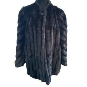 Luxurious EUC Black Vintage 80s 70s Faux Fur Coat